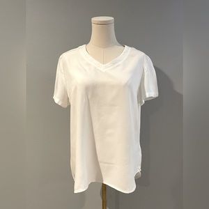 Beach Lunch Lounge, White Shirt, Size Medium